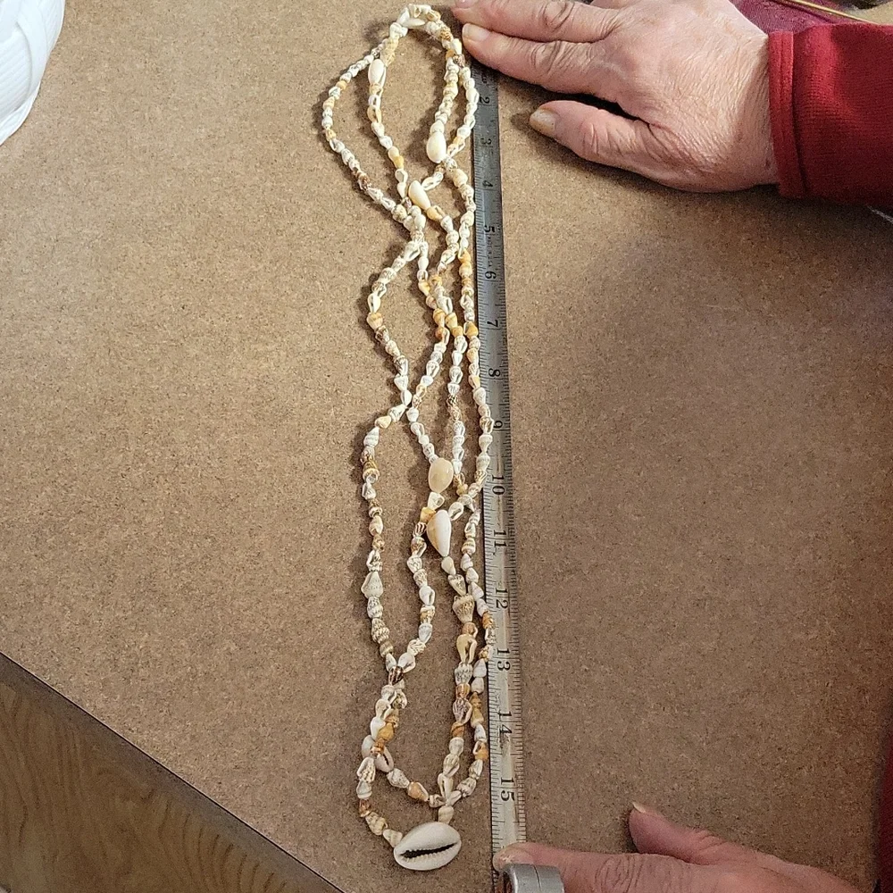 2 necklaces - Picture 3 of 3
